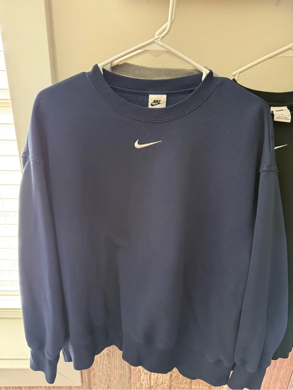 Nike Women’s Oversized Crewneck Sweatshirt Lot